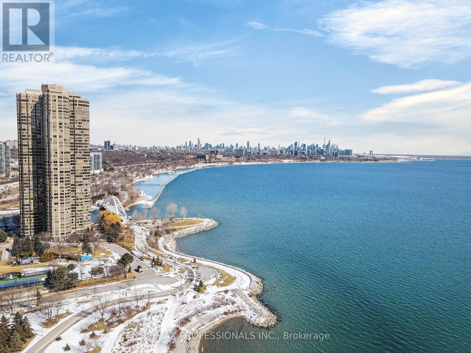 812 - 2111 Lakeshore Boulevard W, Toronto, Ontario  M8V 4B2 - Photo 39 - W12840942
