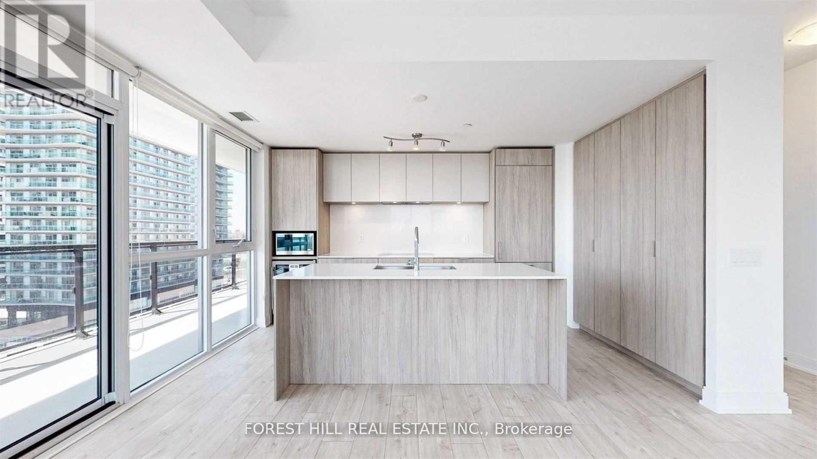 909 - 65 Annie Craig Drive, Toronto, Ontario  M8V 0C4 - Photo 8 - W12840946