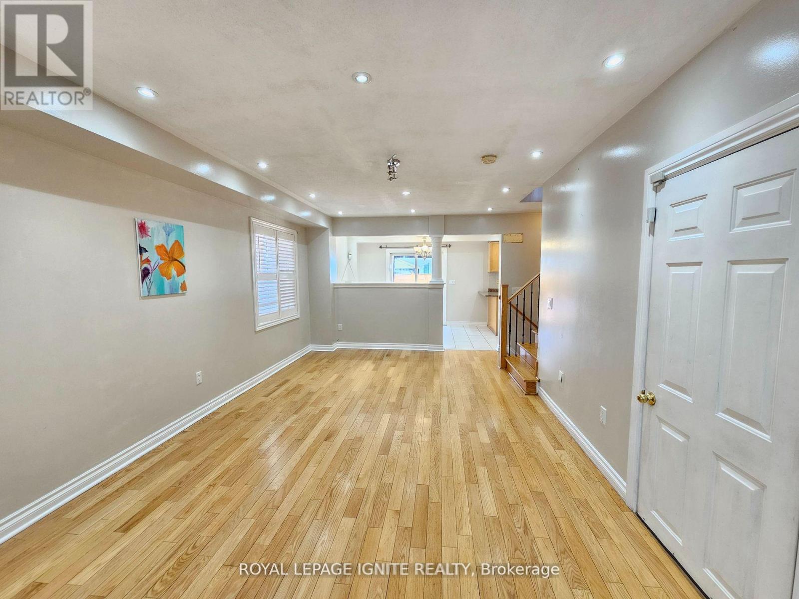 6 Trevino Crescent, Brampton, Ontario  L6P 1M1 - Photo 3 - W12840966