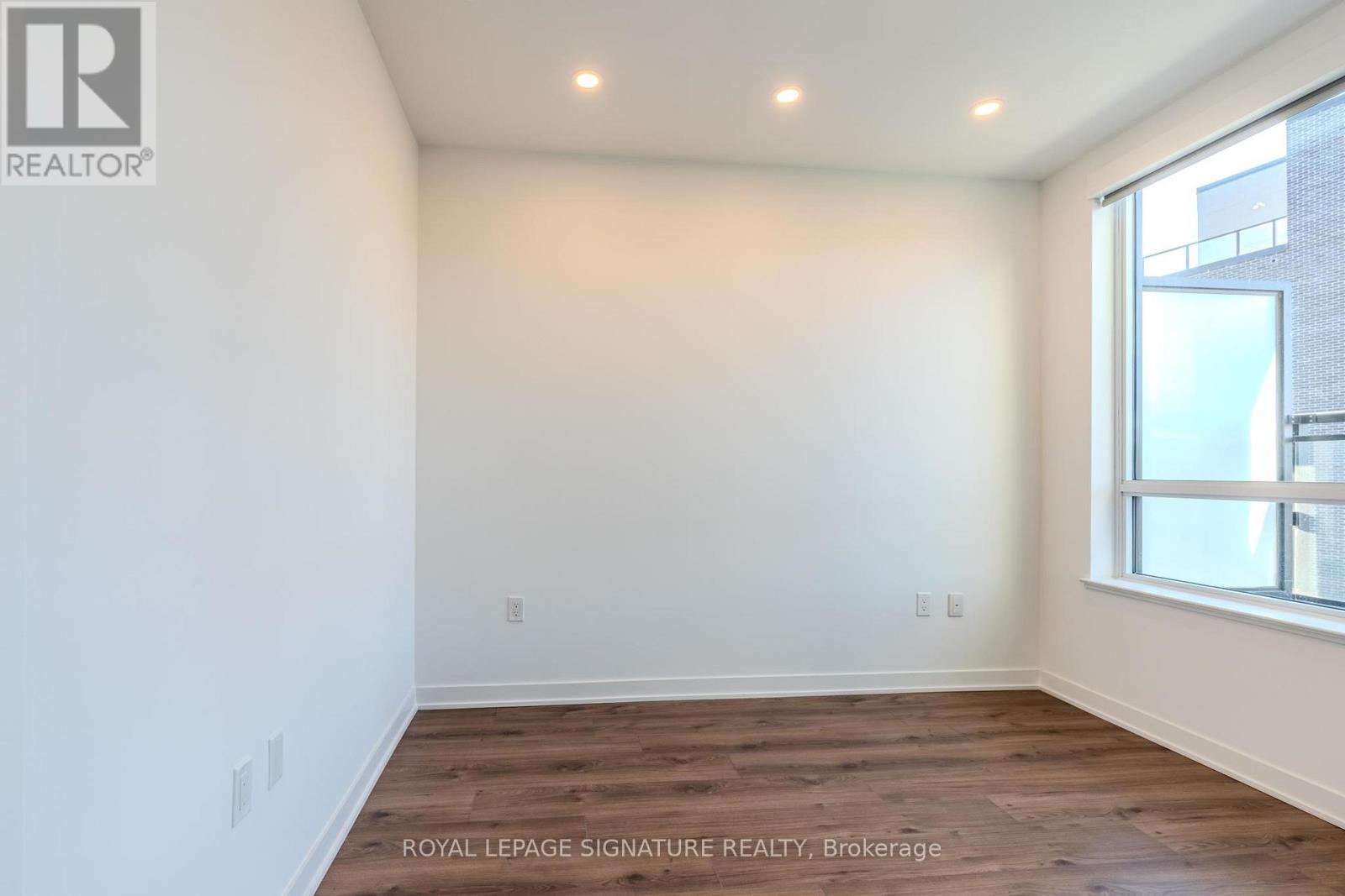 233 - 395 Dundas Street W, Oakville, Ontario  L6M 5R8 - Photo 12 - W12840974