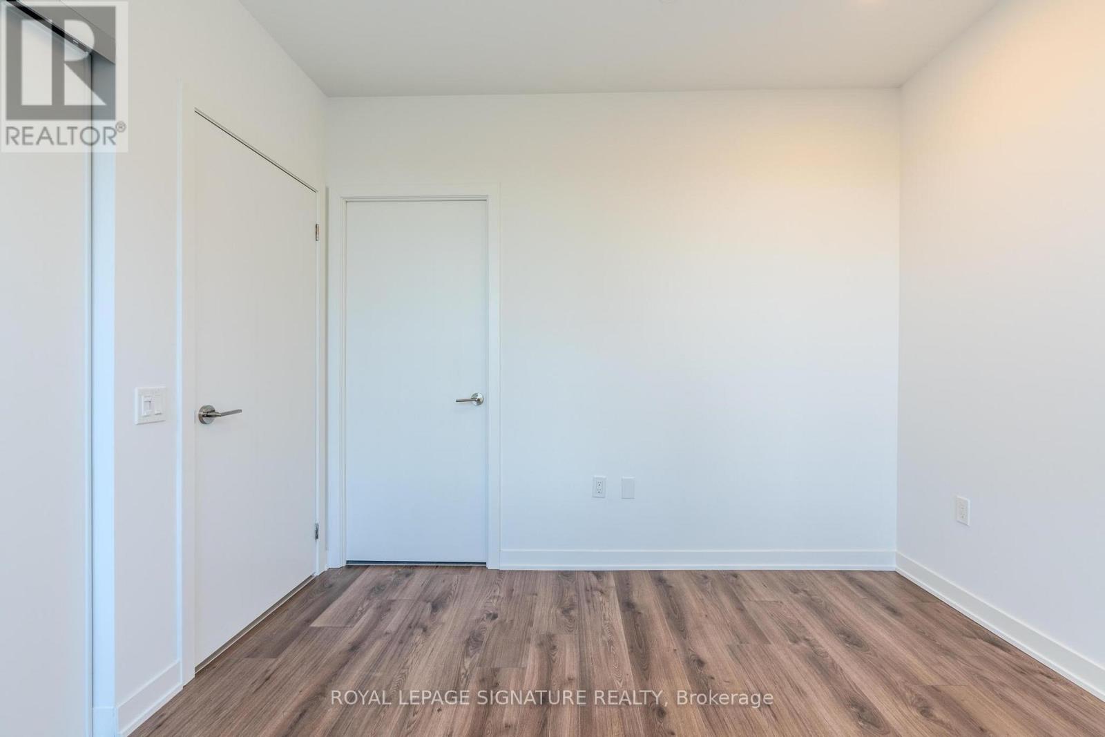 233 - 395 Dundas Street W, Oakville, Ontario  L6M 5R8 - Photo 14 - W12840974