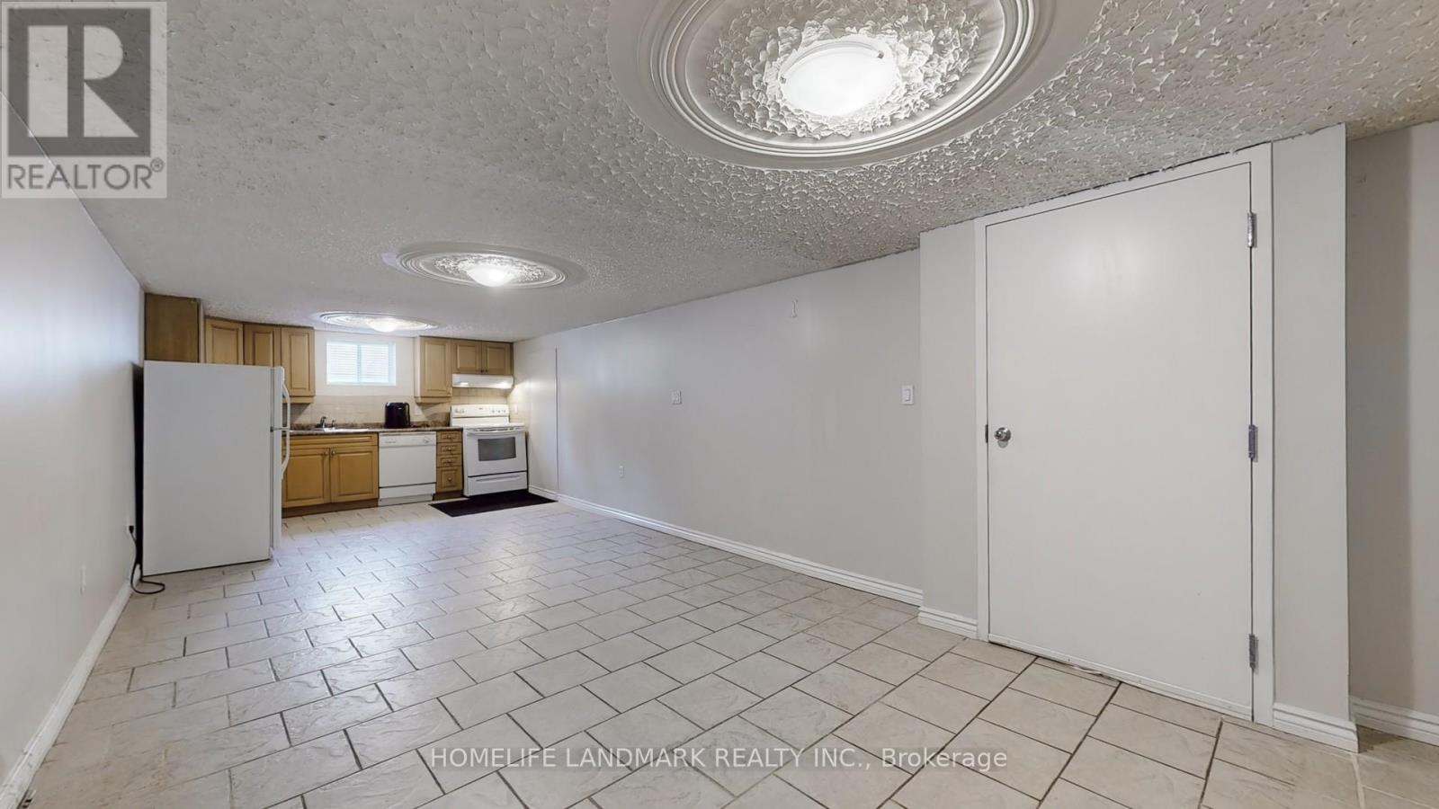 219 Southview Road, Oakville, Ontario  L6K 2P2 - Photo 10 - W12841000