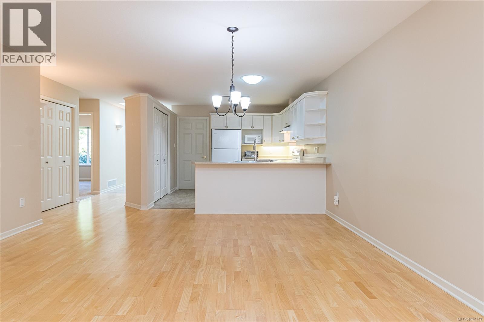 9 850 Arbutus St, Qualicum Beach, British Columbia  V9K 2M7 - Photo 16 - 1026257