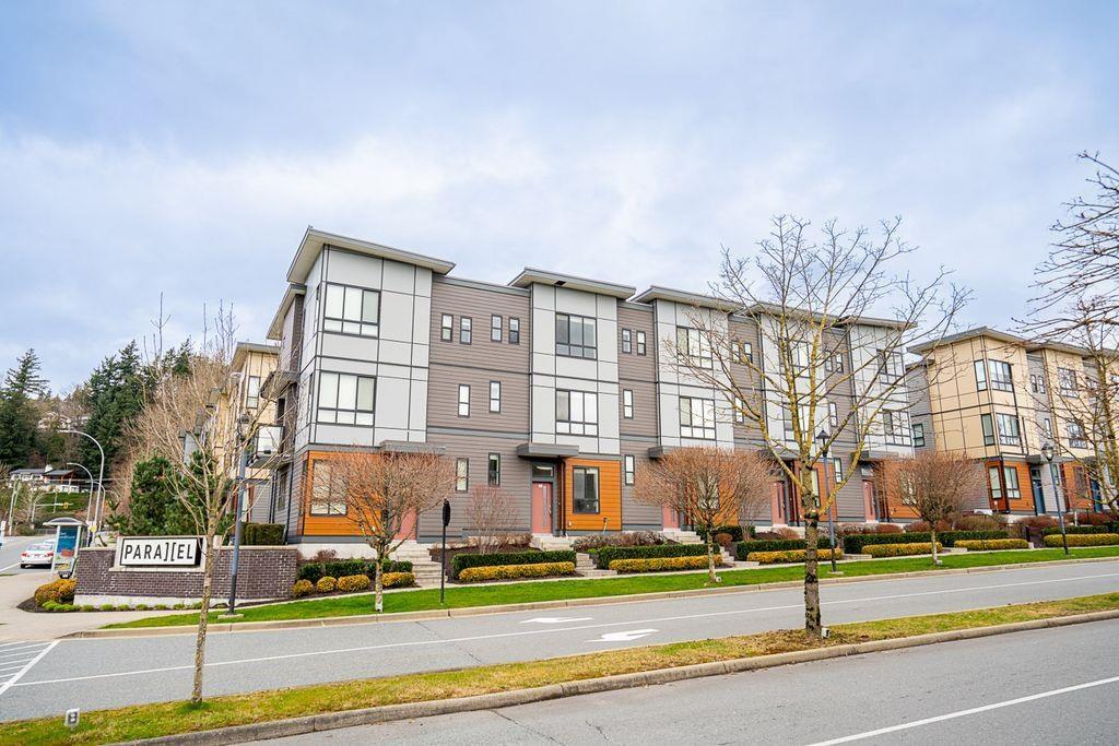 10 1938 North Parallel Road, Abbotsford, British Columbia  V3G 0H1 - Photo 2 - R3095375