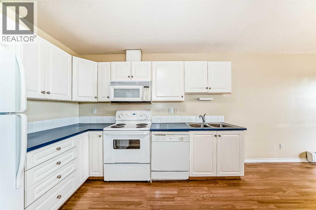 424, 260 Shawville Way Se, Calgary, Alberta  T2Y 3Z6 - Photo 3 - A2288245