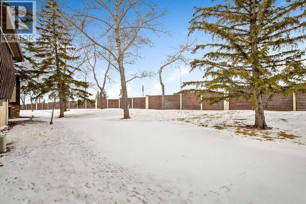 65 Storybook Gardens Nw, Calgary, Alberta  T3G 1Y7 - Photo 18 - A2289291