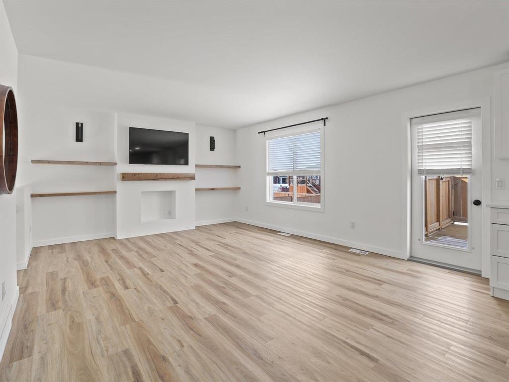 55 Crescentwood Drive, Steinbach, Manitoba  R5G 2P9 - Photo 4 - 202603709