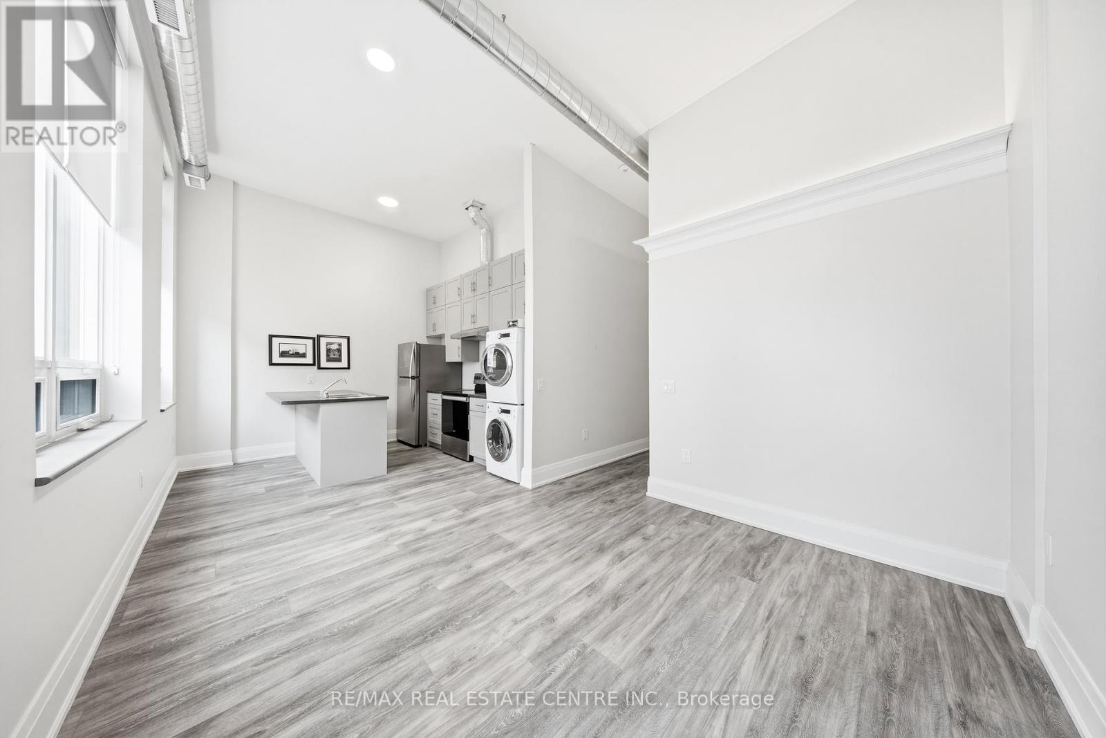 301 - 11 Queen Street, Brantford, Ontario  N3T 3B1 - Photo 10 - X12840952