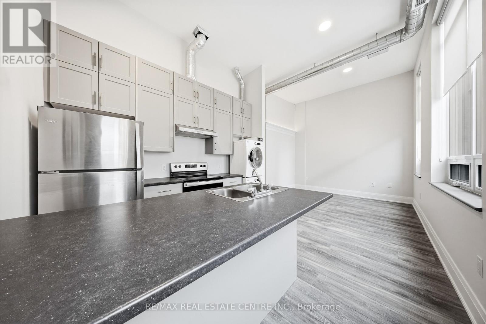 301 - 11 Queen Street, Brantford, Ontario  N3T 3B1 - Photo 12 - X12840952