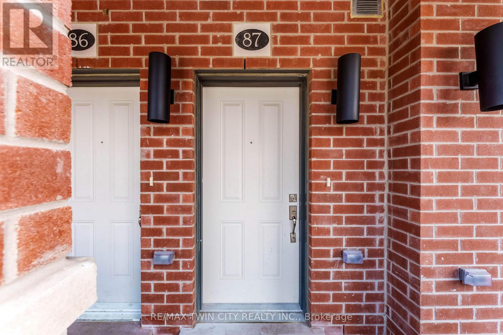 87 - 25 Isherwood Avenue, Cambridge, Ontario  N1R 0E2 - Photo 3 - X12840980