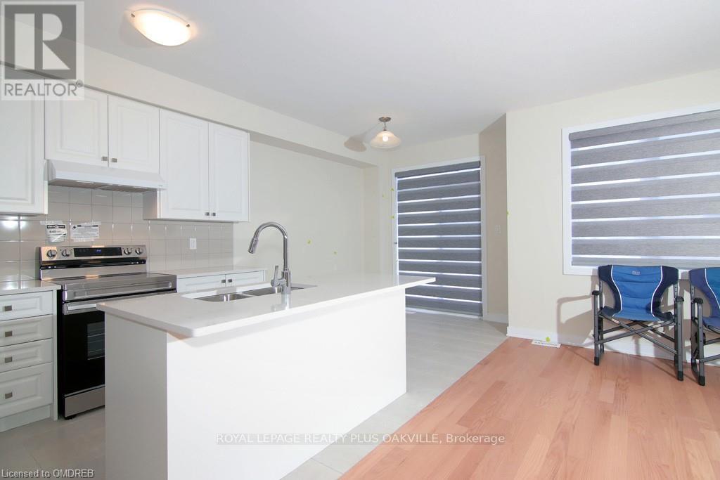 21 Keelson Street, Welland, Ontario  L3B 0M2 - Photo 5 - X12841008