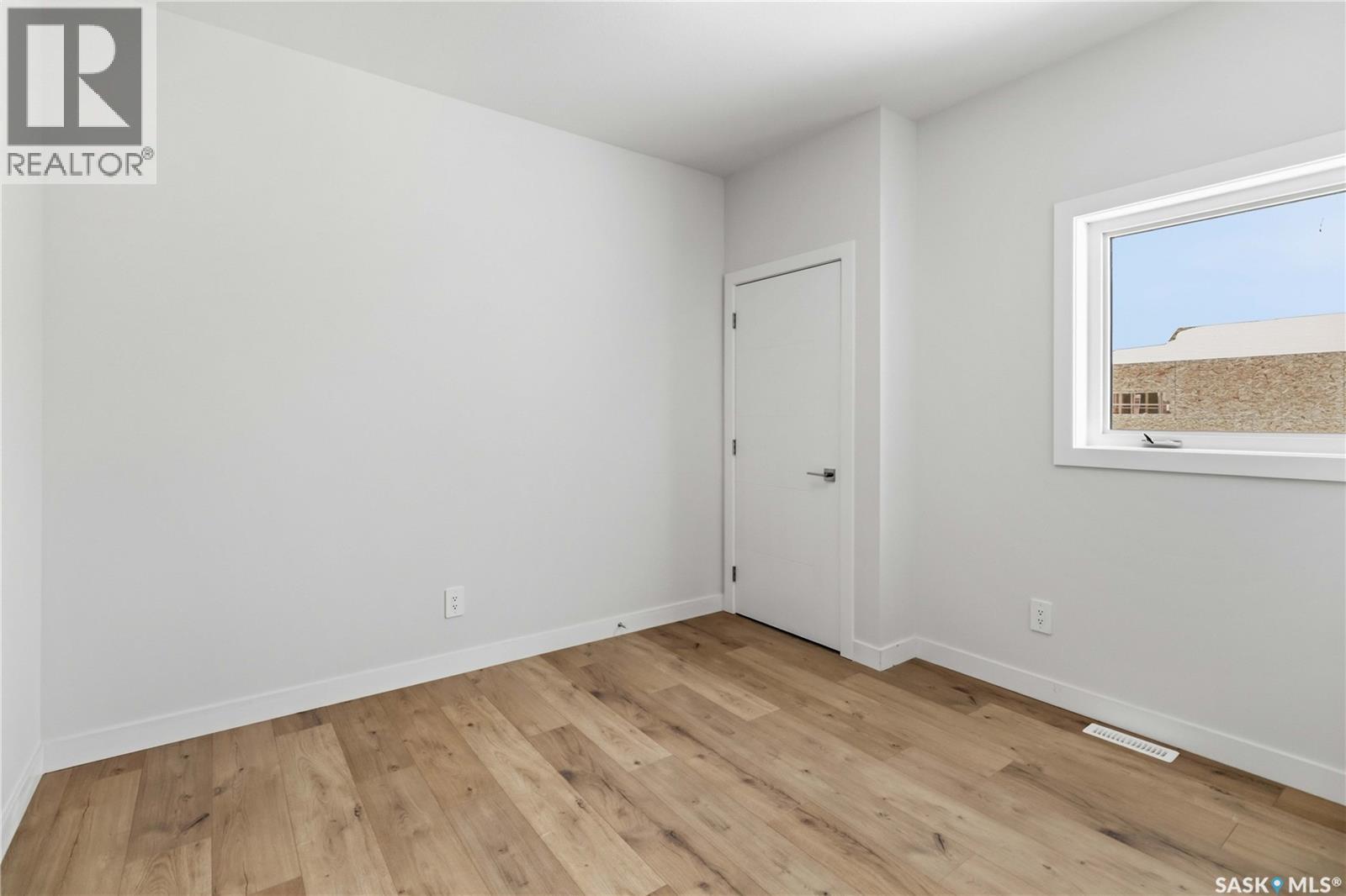 323 Taskamanwa Street, Saskatoon, Saskatchewan  S7V 0N3 - Photo 20 - SK029431