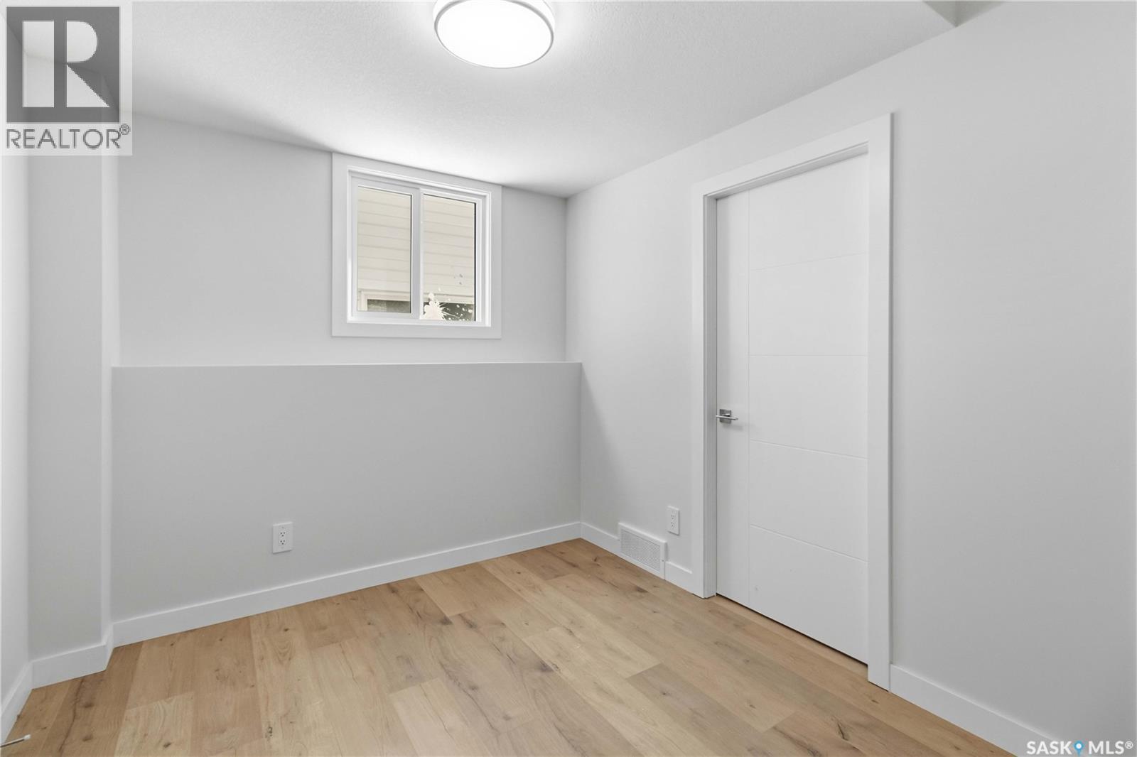 323 Taskamanwa Street, Saskatoon, Saskatchewan  S7V 0N3 - Photo 32 - SK029431