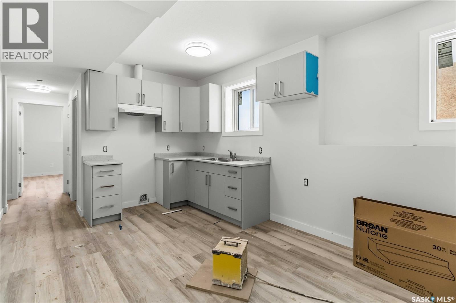 323 Taskamanwa Street, Saskatoon, Saskatchewan  S7V 0N3 - Photo 38 - SK029431