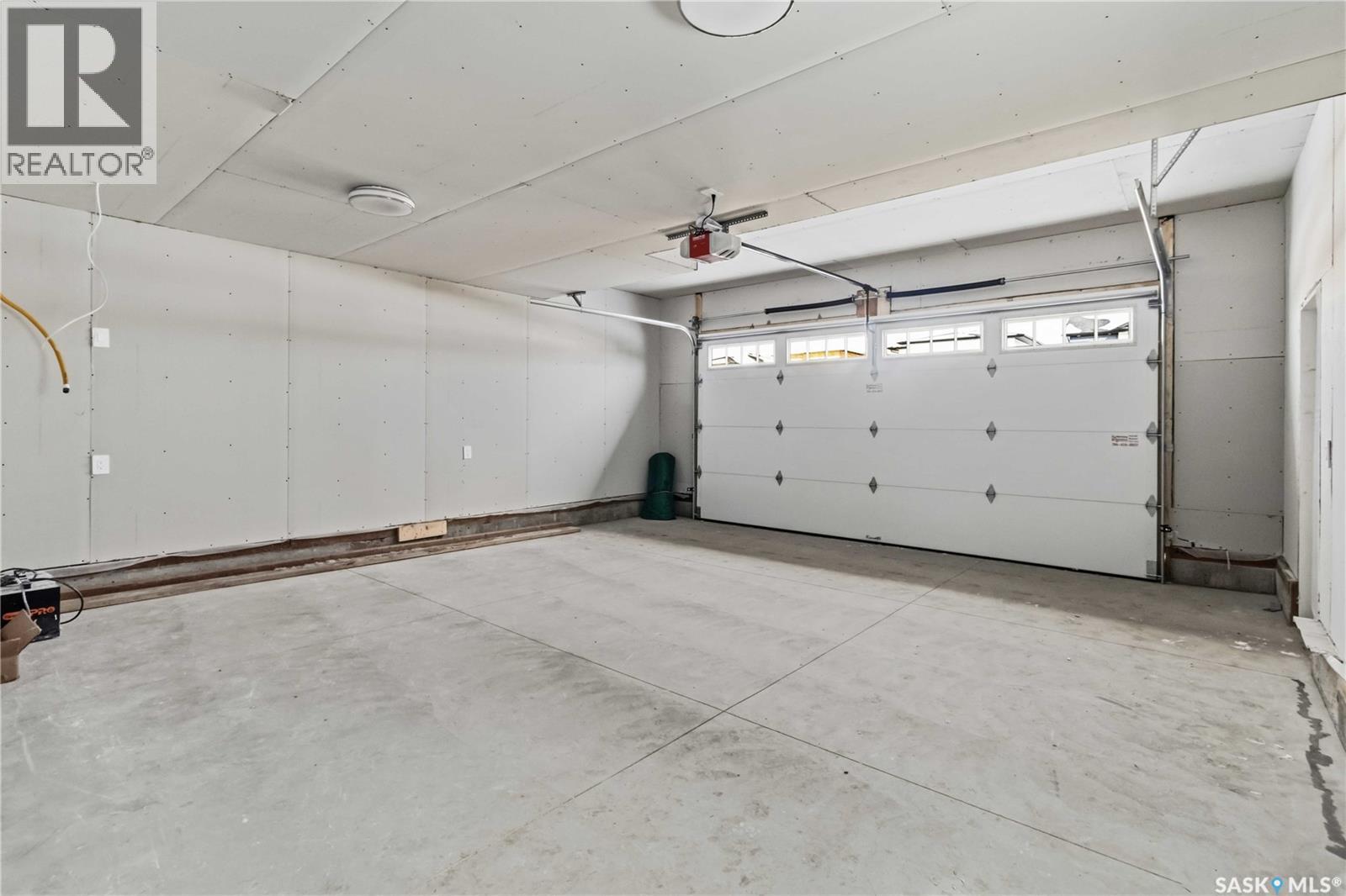 323 Taskamanwa Street, Saskatoon, Saskatchewan  S7V 0N3 - Photo 46 - SK029431