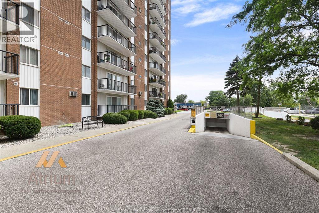 8591 Riverside Drive East Unit# 1006, Windsor, Ontario  N8S 1G3 - Photo 2 - 26004370