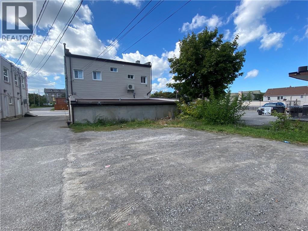 32 Front Street N, Thorold, Ontario  L2V 1X3 - Photo 19 - 40808454