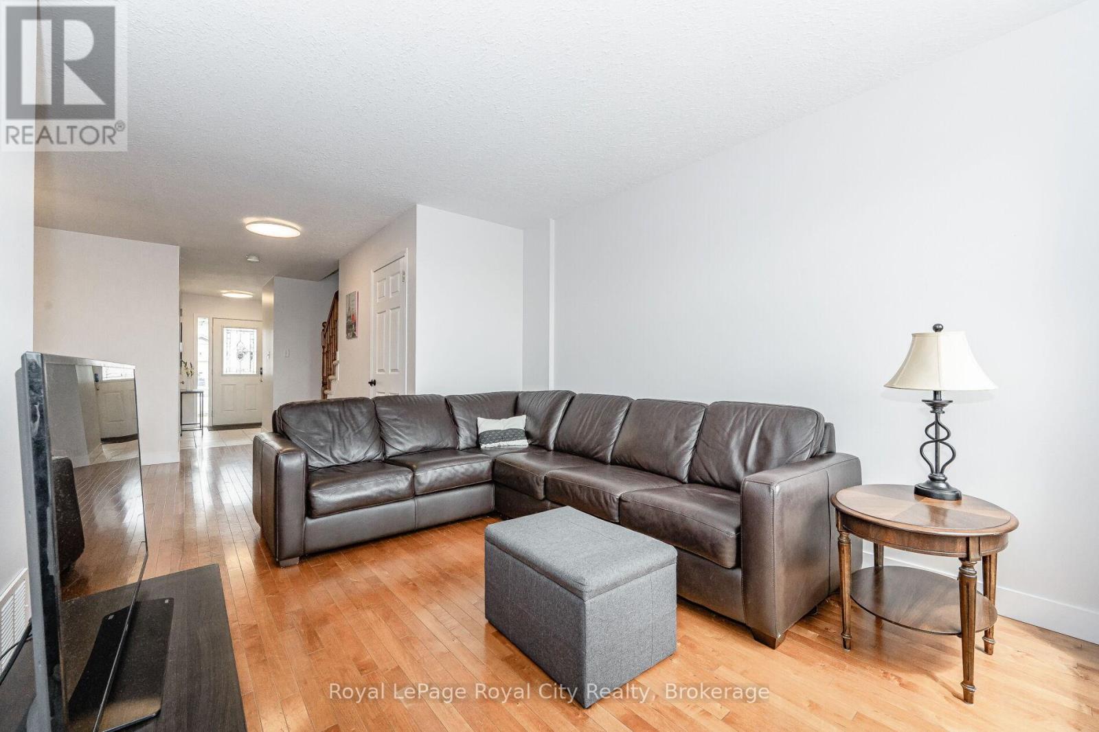 Upper - 25 Davison Drive, Guelph, Ontario  N1E 0C1 - Photo 19 - X12841170