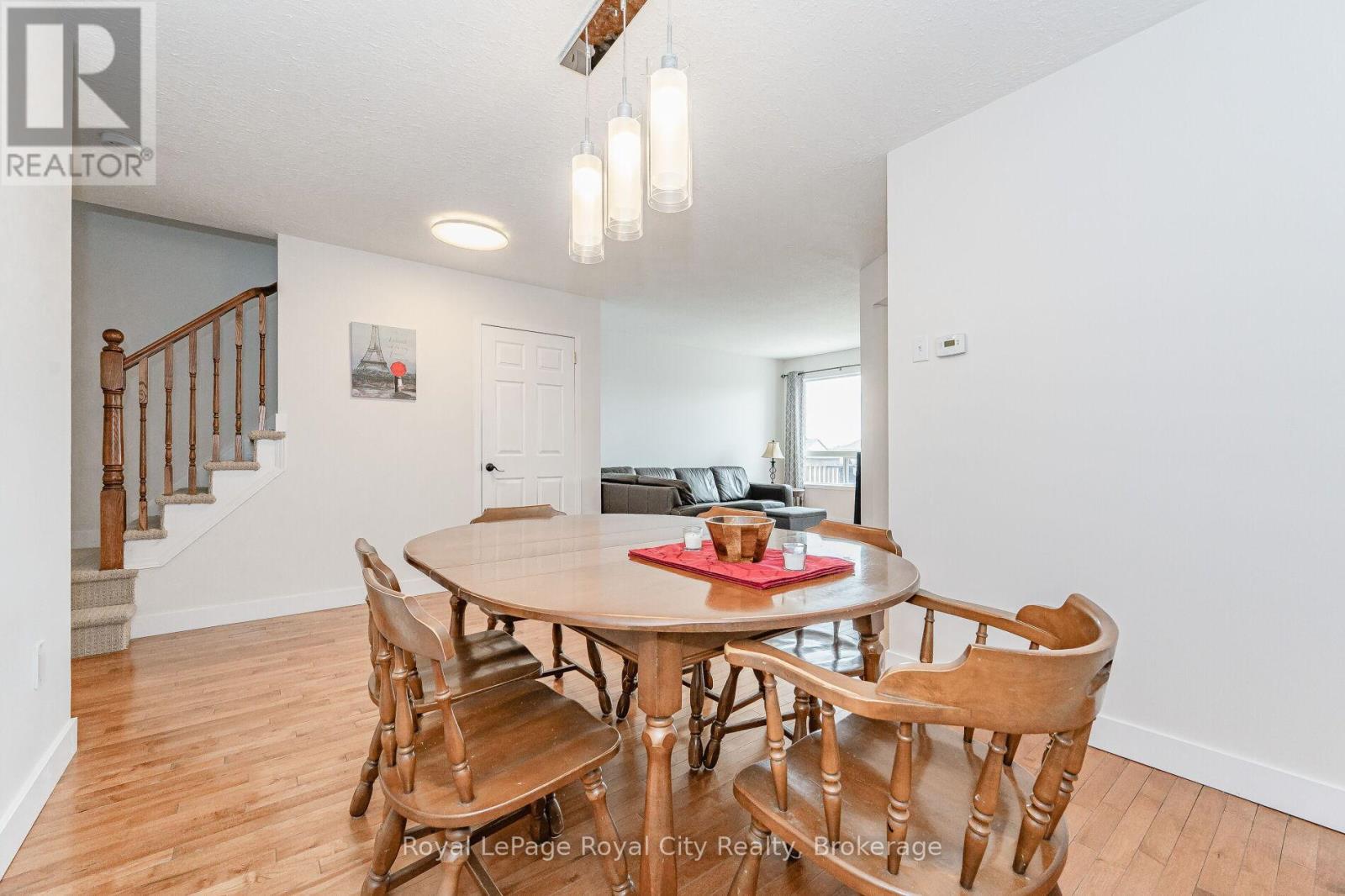 Upper - 25 Davison Drive, Guelph, Ontario  N1E 0C1 - Photo 7 - X12841170