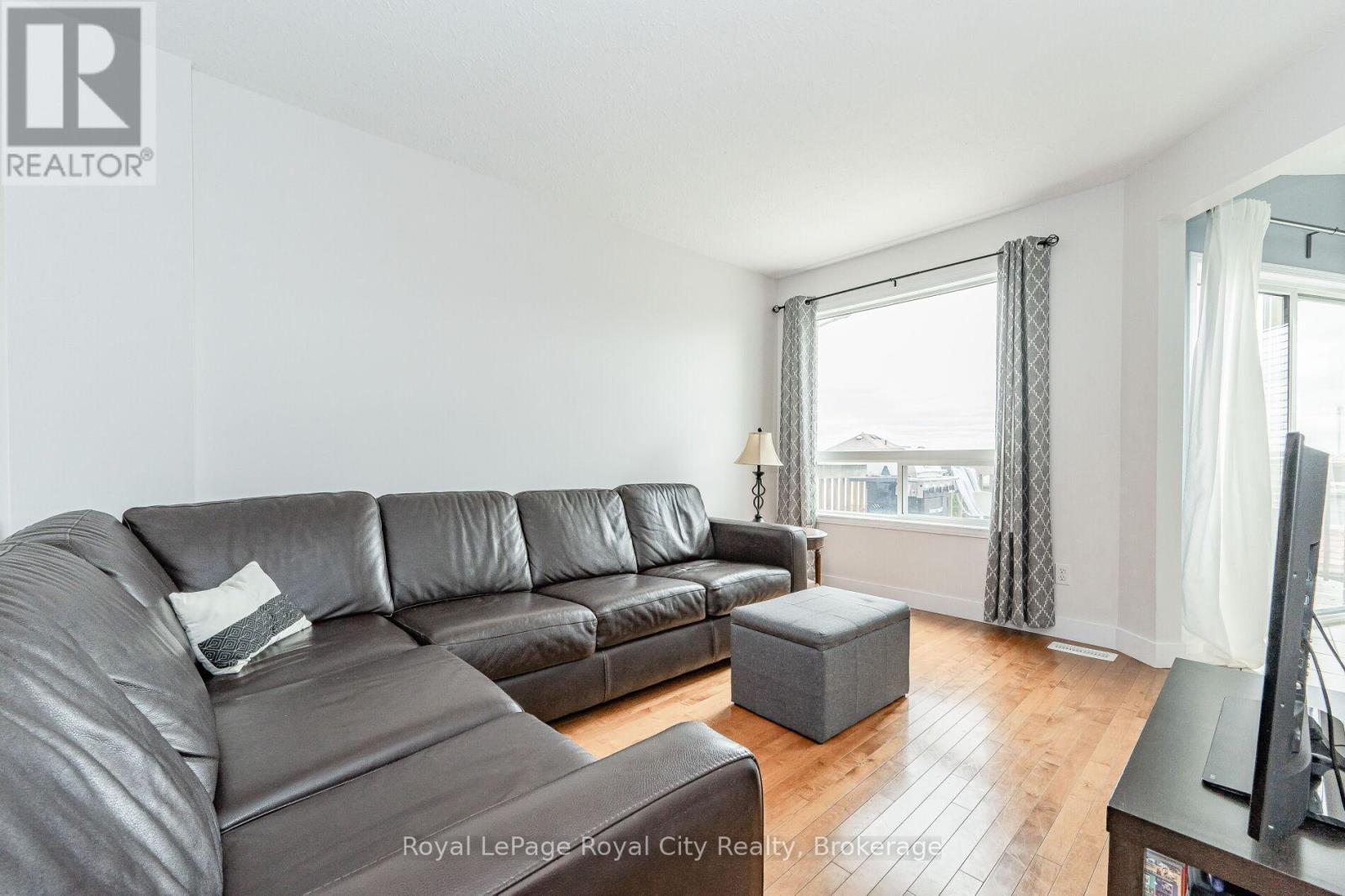 Upper - 25 Davison Drive, Guelph, Ontario  N1E 0C1 - Photo 8 - X12841170