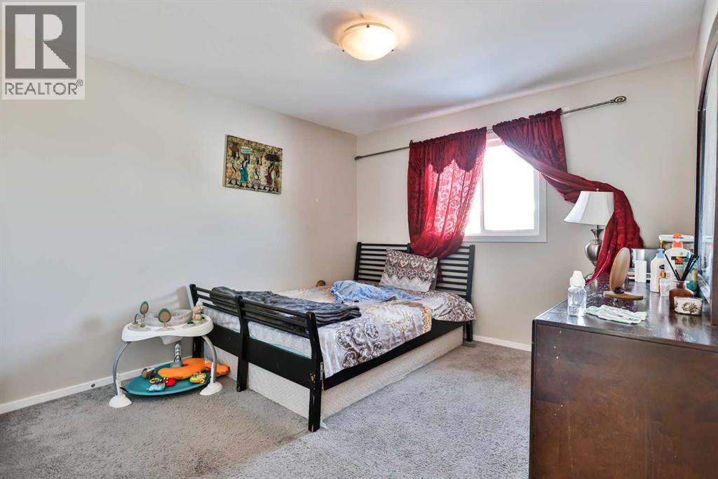 405 Moonlight Way W, Lethbridge, Alberta  T1J 5M8 - Photo 16 - A2280053