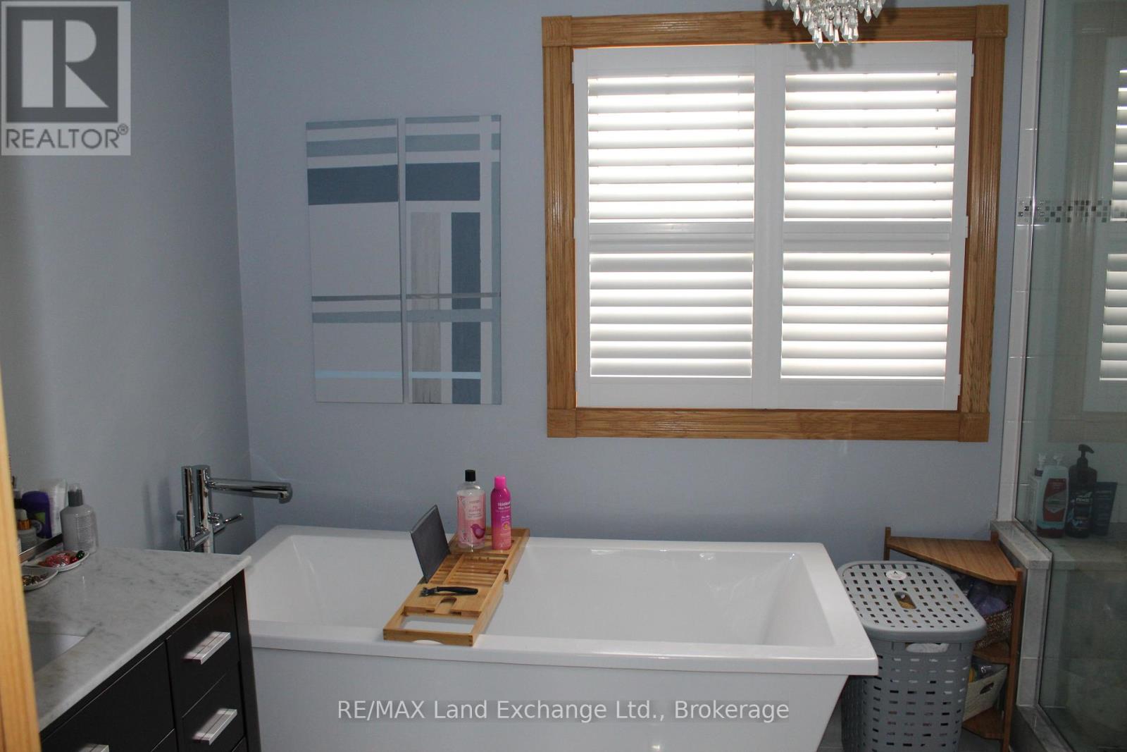 924 Parkplace Place N, Huron-Kinloss, Ontario  N2Z 0B9 - Photo 8 - X12841214