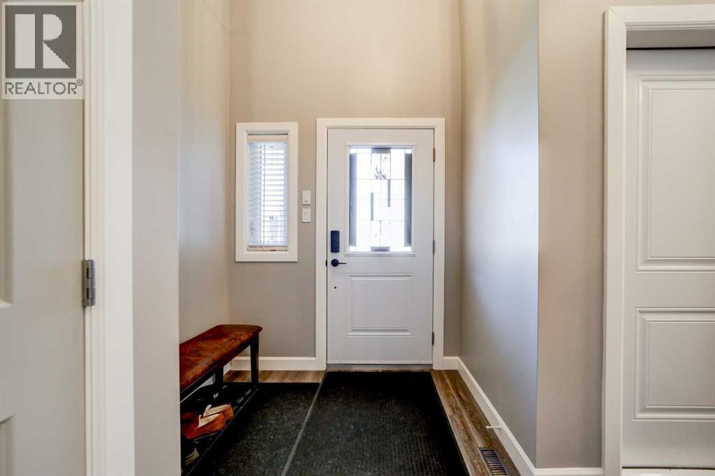 1029 Livingston Way, Pincher Creek, Alberta  T0K 1W0 - Photo 2 - A2288778