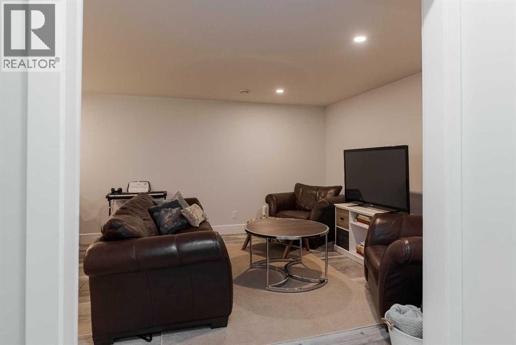 4, 401 Sparrow Hawk Drive, Fort Mcmurray, Alberta  T9K 0Y7 - Photo 35 - A2288534