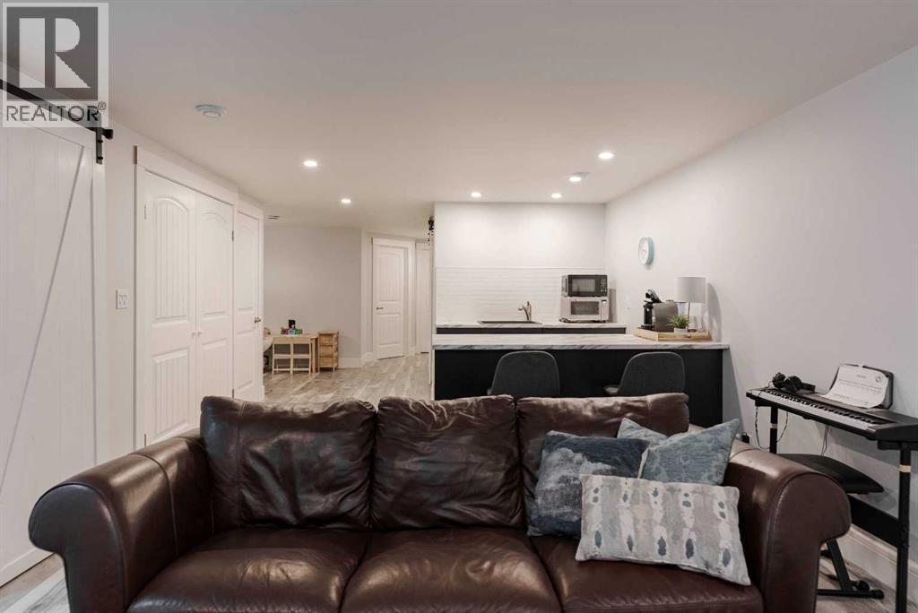 4, 401 Sparrow Hawk Drive, Fort Mcmurray, Alberta  T9K 0Y7 - Photo 37 - A2288534