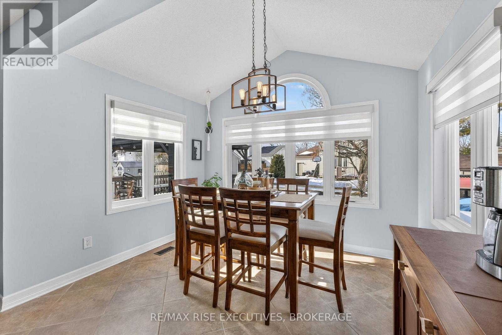 26 Miller Place, Loyalist, Ontario K7N 1X6 - Photo 11 - X12841204