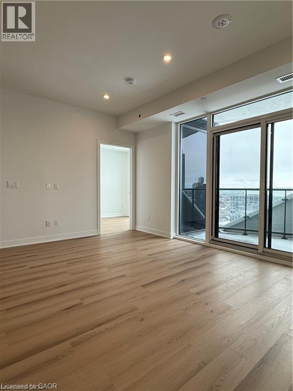 25 Wellington Street S Unit# 1812, Kitchener, Ontario  N2G 0E4 - Photo 3 - 40809344