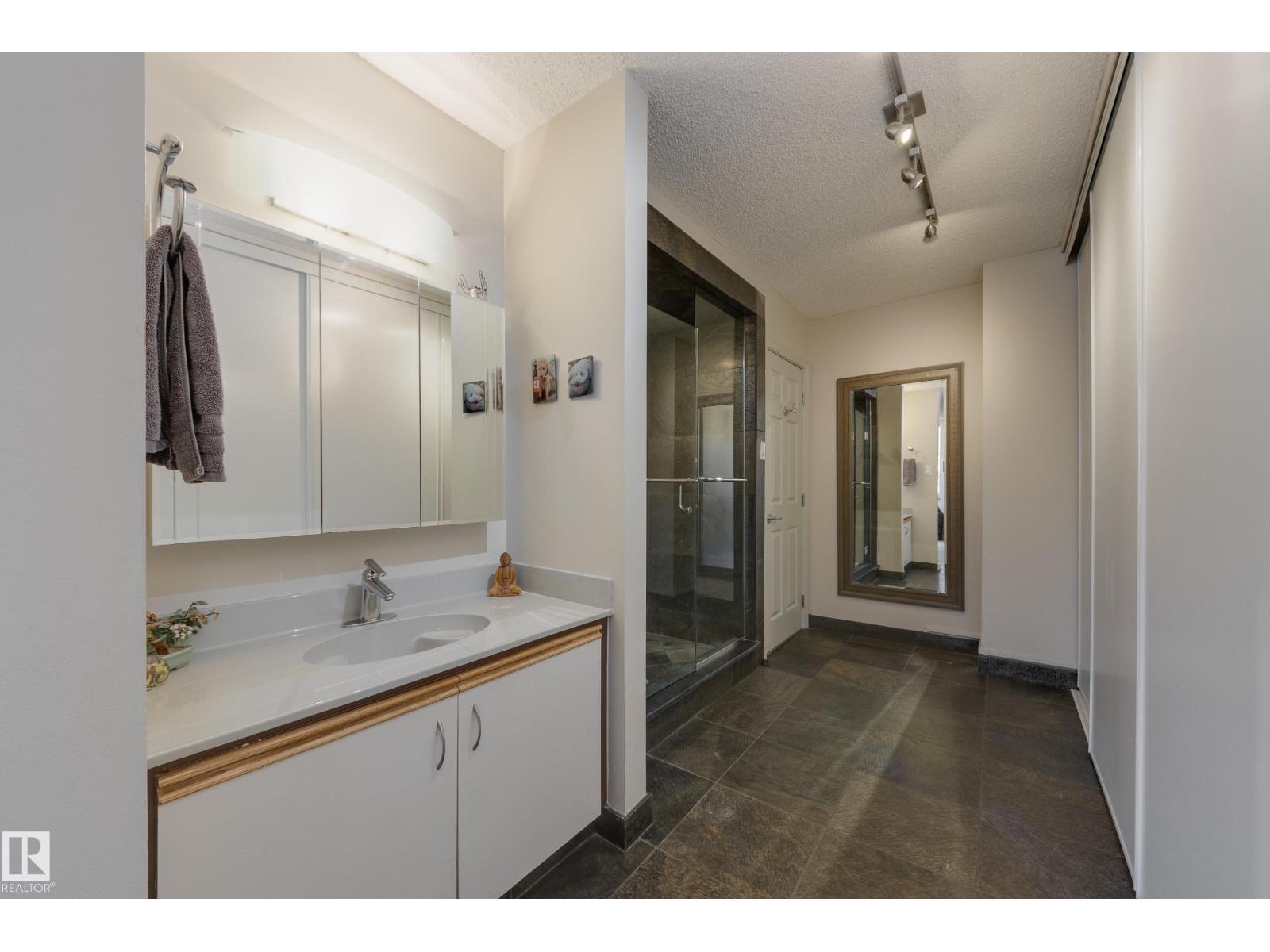 #7 9734 111 St Nw, Edmonton, Alberta  T5K 1J8 - Photo 49 - E4475563