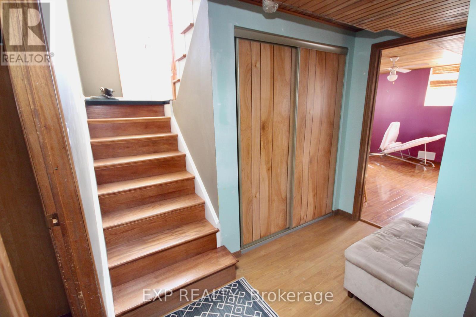 1059 Flynn Avenue, Ottawa, Ontario  K7S 3G7 - Photo 11 - X12841072