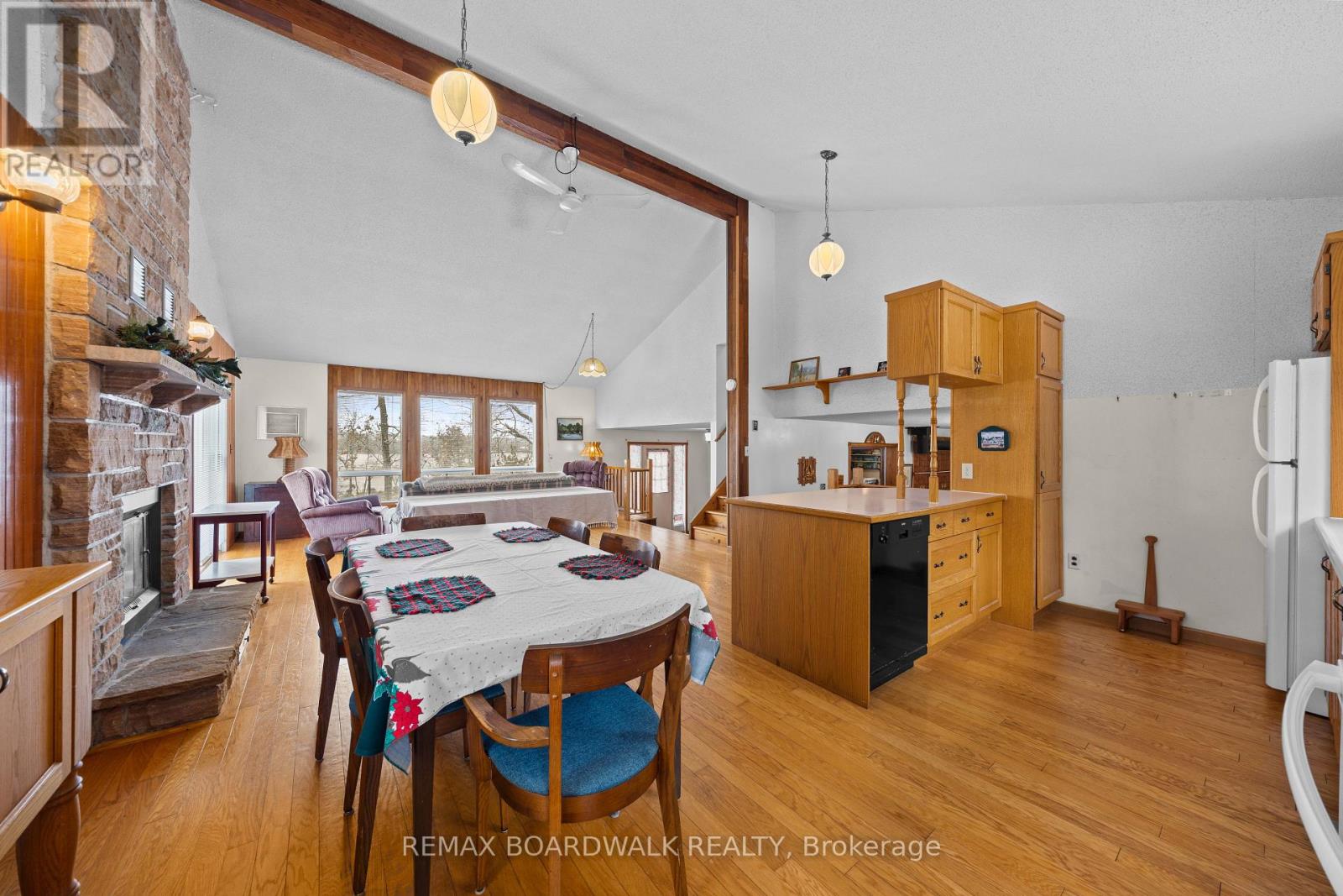 202 Folly Road, Rideau Lakes, Ontario  K0G 1E0 - Photo 15 - X12841078