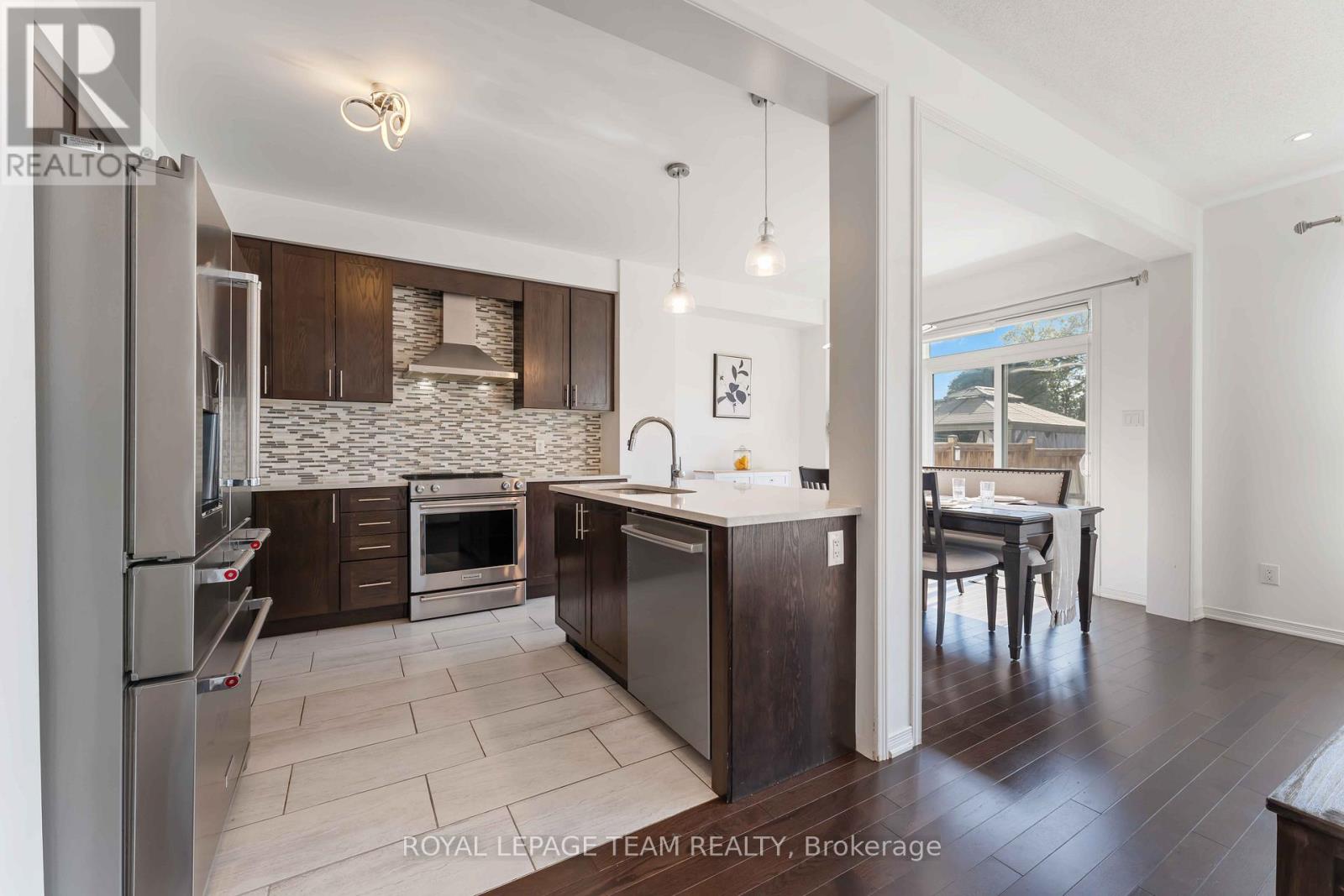 359 Melodie Street, Ottawa, Ontario  K1W 0L8 - Photo 10 - X12841110