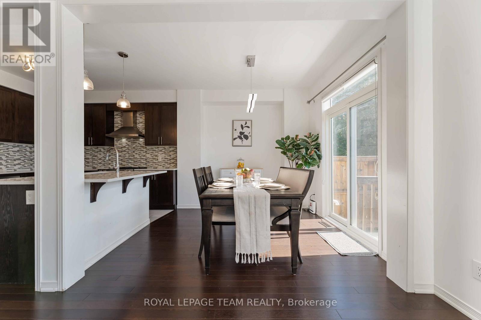 359 Melodie Street, Ottawa, Ontario  K1W 0L8 - Photo 12 - X12841110