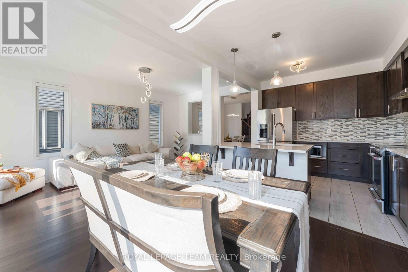 359 Melodie Street, Ottawa, Ontario  K1W 0L8 - Photo 13 - X12841110