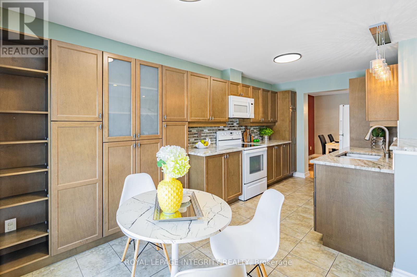 313 Glenbrae Avenue, Ottawa, Ontario  K2W 0B9 - Photo 12 - X12841120