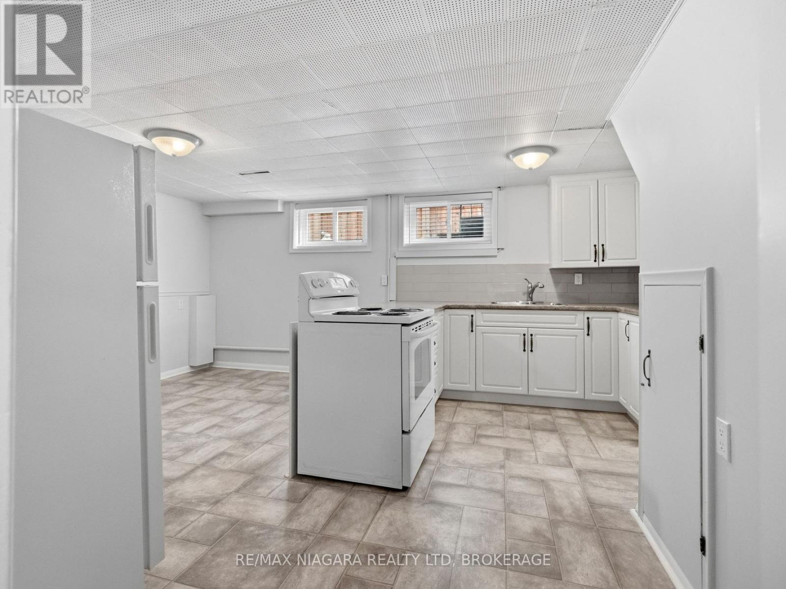 3488 Marion Avenue, Niagara Falls, Ontario  L2J 2V8 - Photo 30 - X12841088