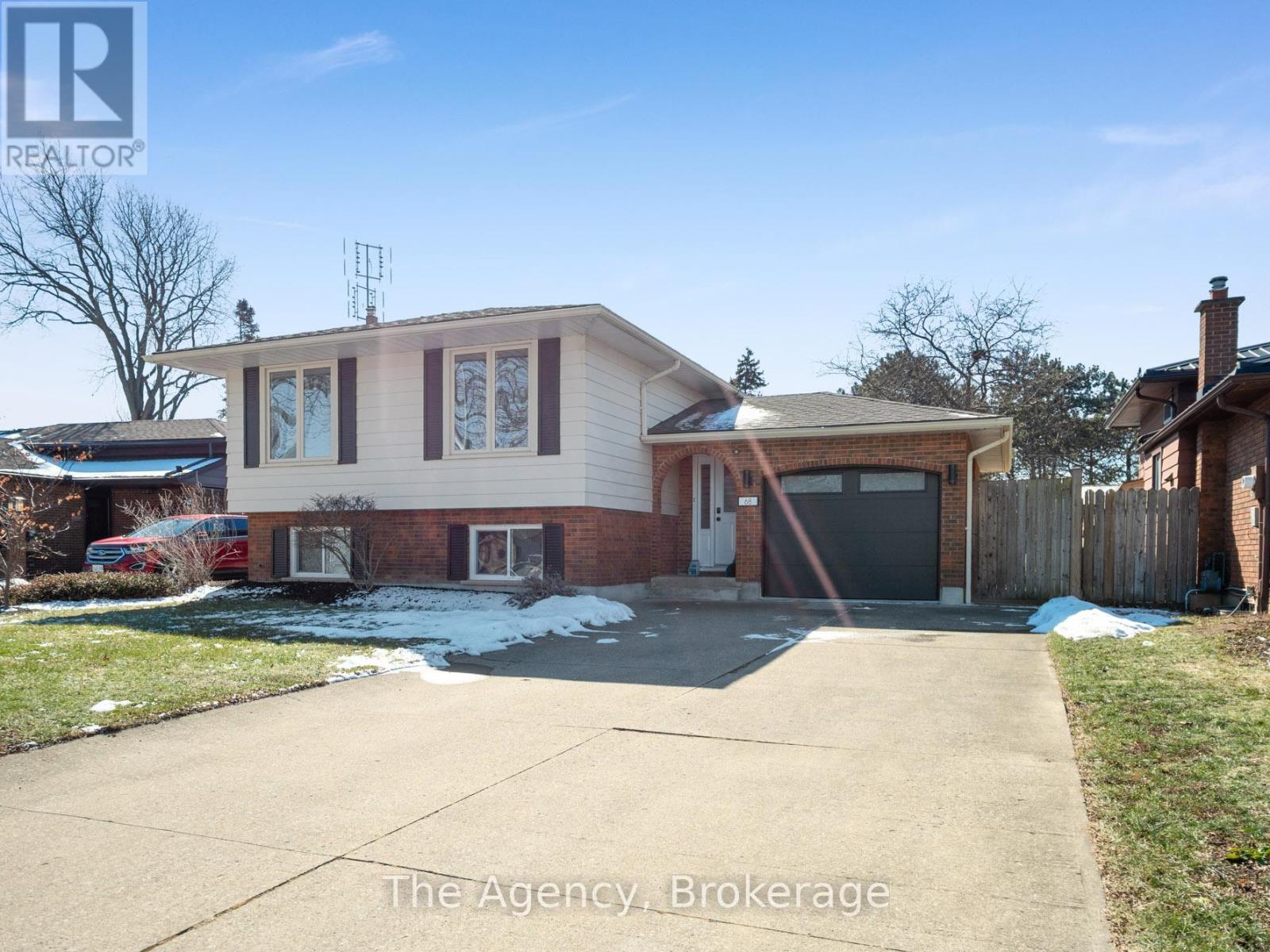 68 Ziraldo Road, St. Catharines, Ontario  L2N 6T1 - Photo 3 - X12841126