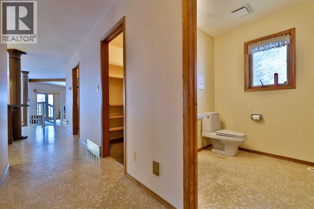 6804 42a Avenue, Camrose, Alberta  T4V 3S4 - Photo 19 - A2289700