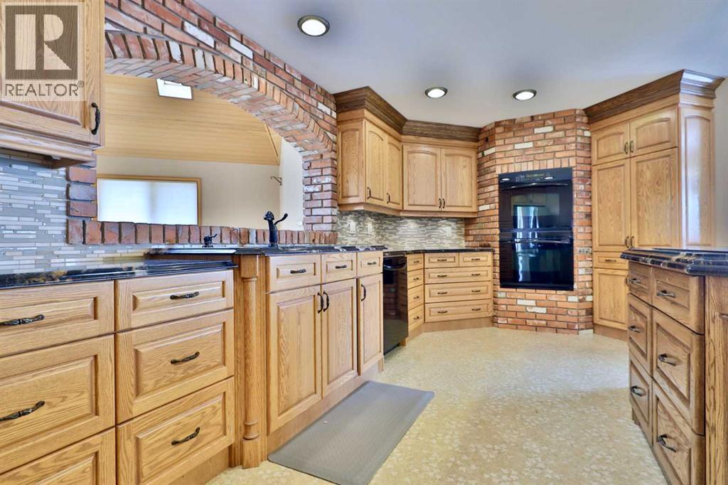 6804 42a Avenue, Camrose, Alberta  T4V 3S4 - Photo 14 - A2289700