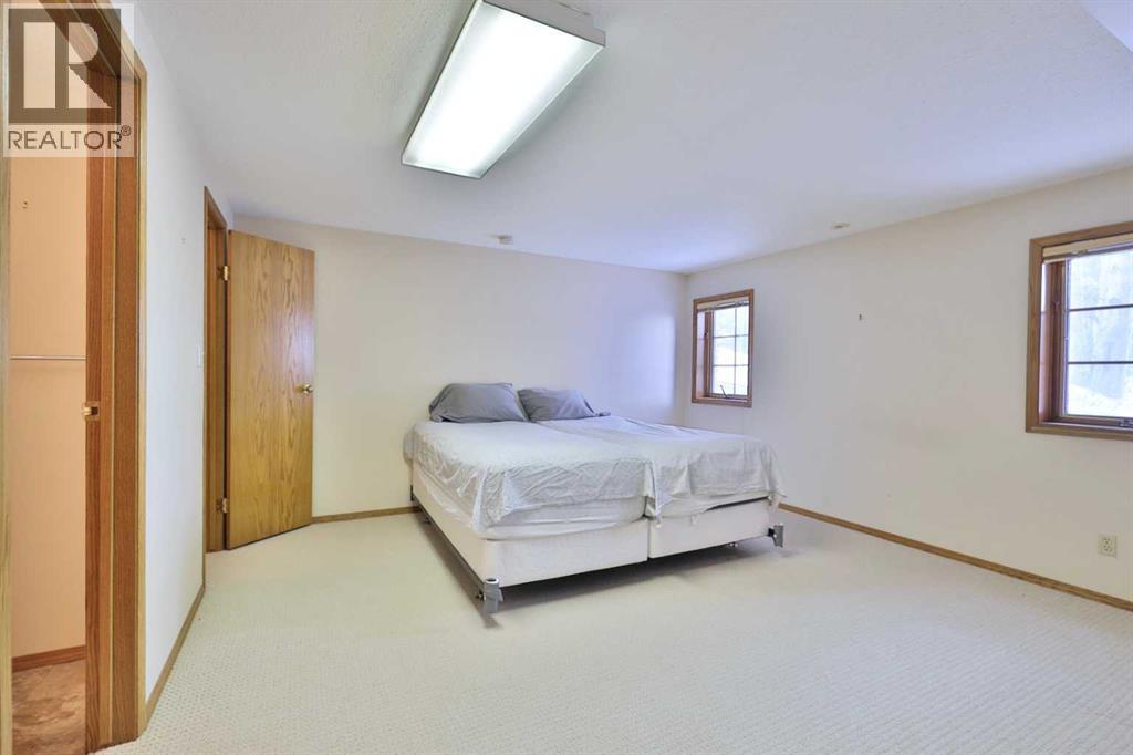 6804 42a Avenue, Camrose, Alberta  T4V 3S4 - Photo 35 - A2289700