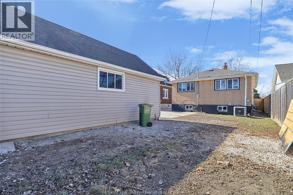 1708 St. Luke, Windsor, Ontario  N8Y 3N6 - Photo 31 - 26004394