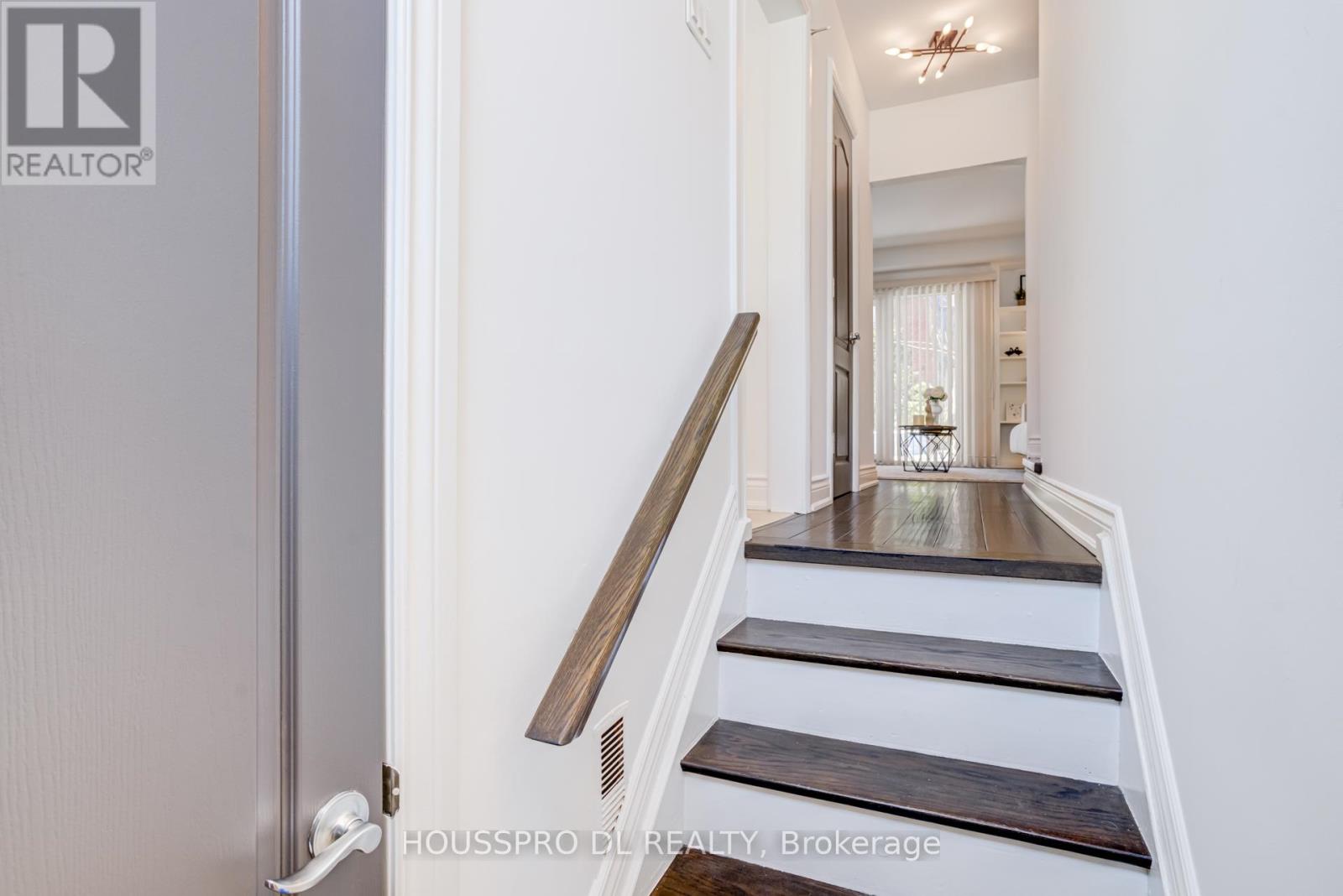 17 - 90 George Henry Boulevard, Toronto, Ontario  M2J 1E7 - Photo 3 - C12841040