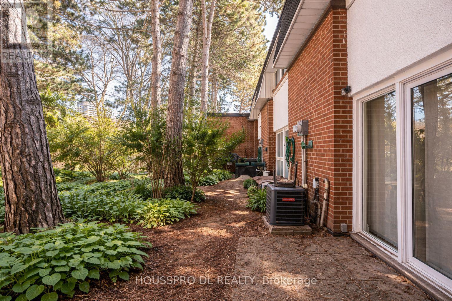 17 - 90 George Henry Boulevard, Toronto, Ontario  M2J 1E7 - Photo 39 - C12841040