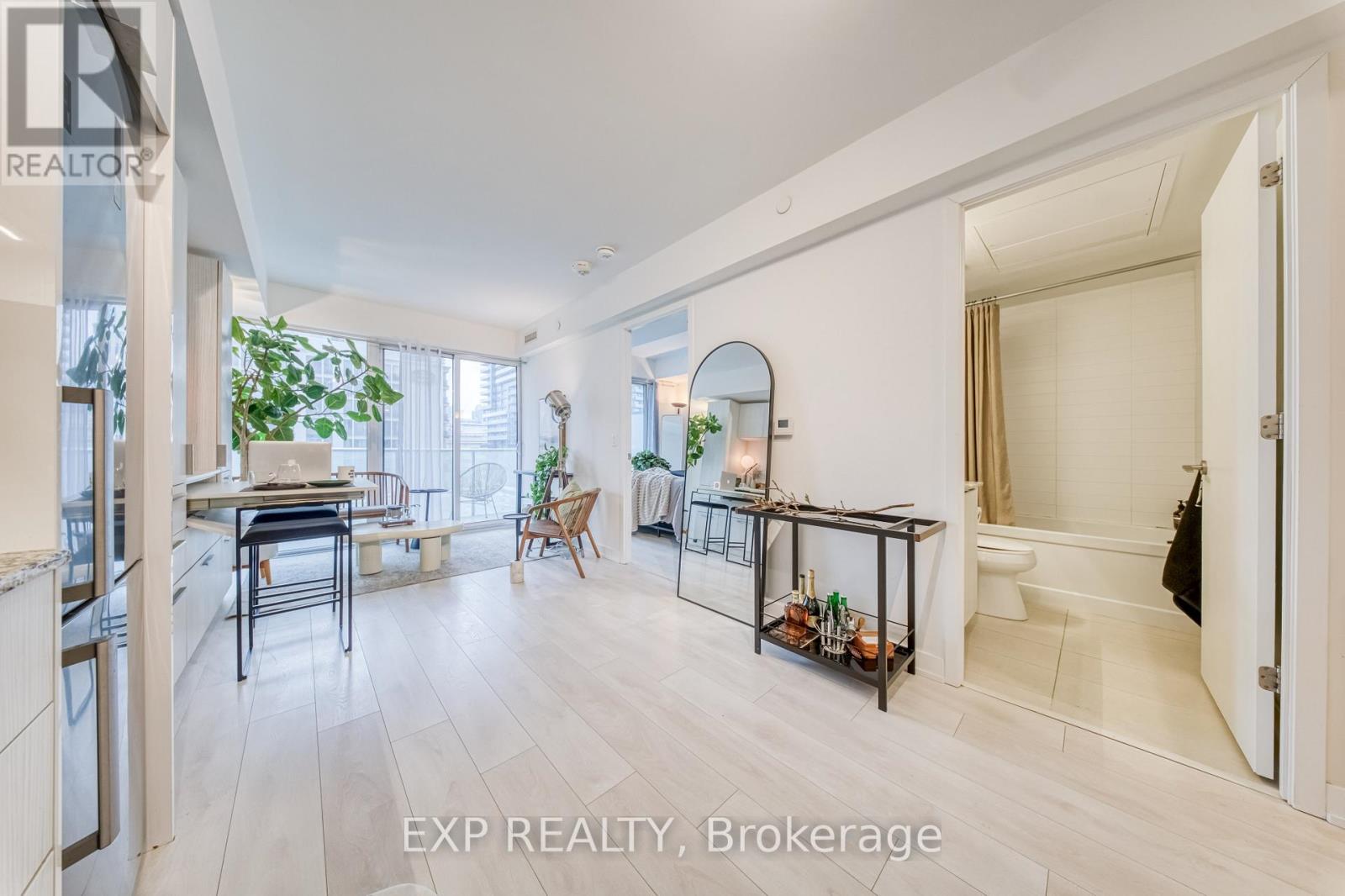 911 - 501 Yonge Street, Toronto, Ontario  M4Y 0G8 - Photo 11 - C12841152