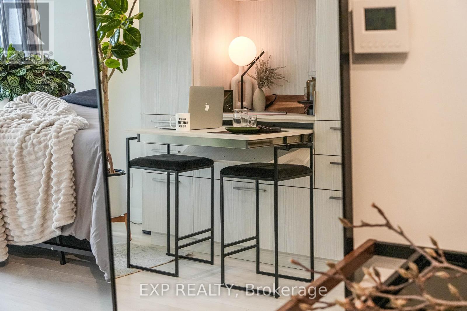 911 - 501 Yonge Street, Toronto, Ontario  M4Y 0G8 - Photo 13 - C12841152