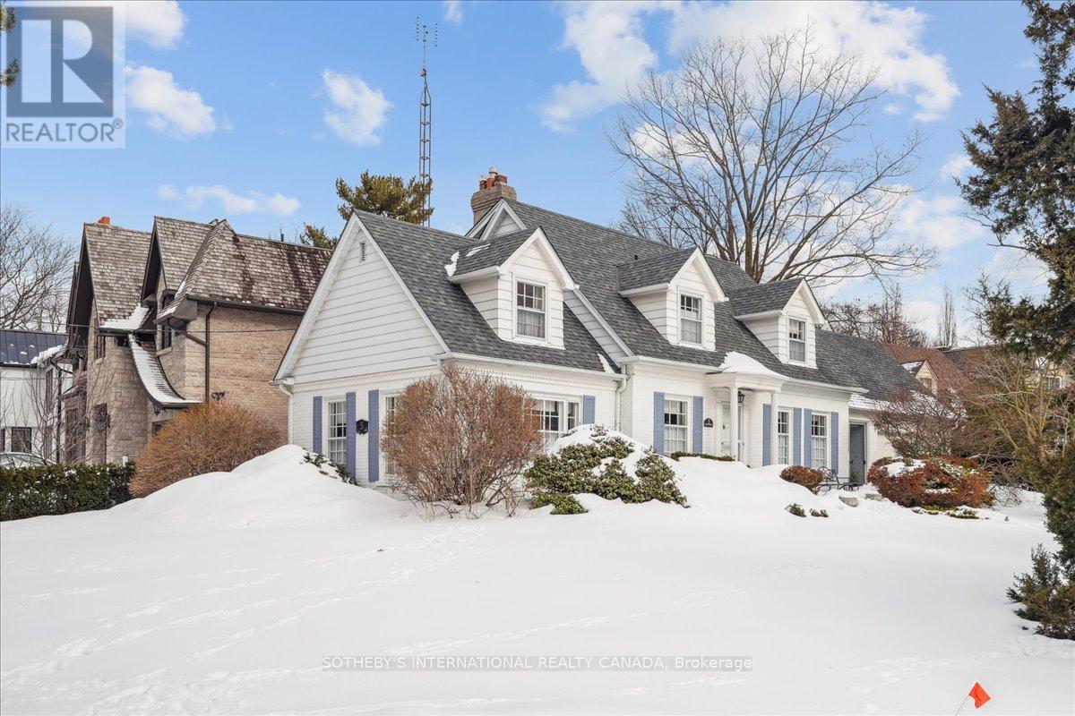 5 Moorehill Drive, Toronto, Ontario  M4G 1A2 - Photo 37 - C12841244