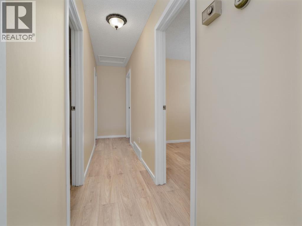 233 8 Street W, Cardston, Alberta  T0K 0K0 - Photo 14 - A2286901